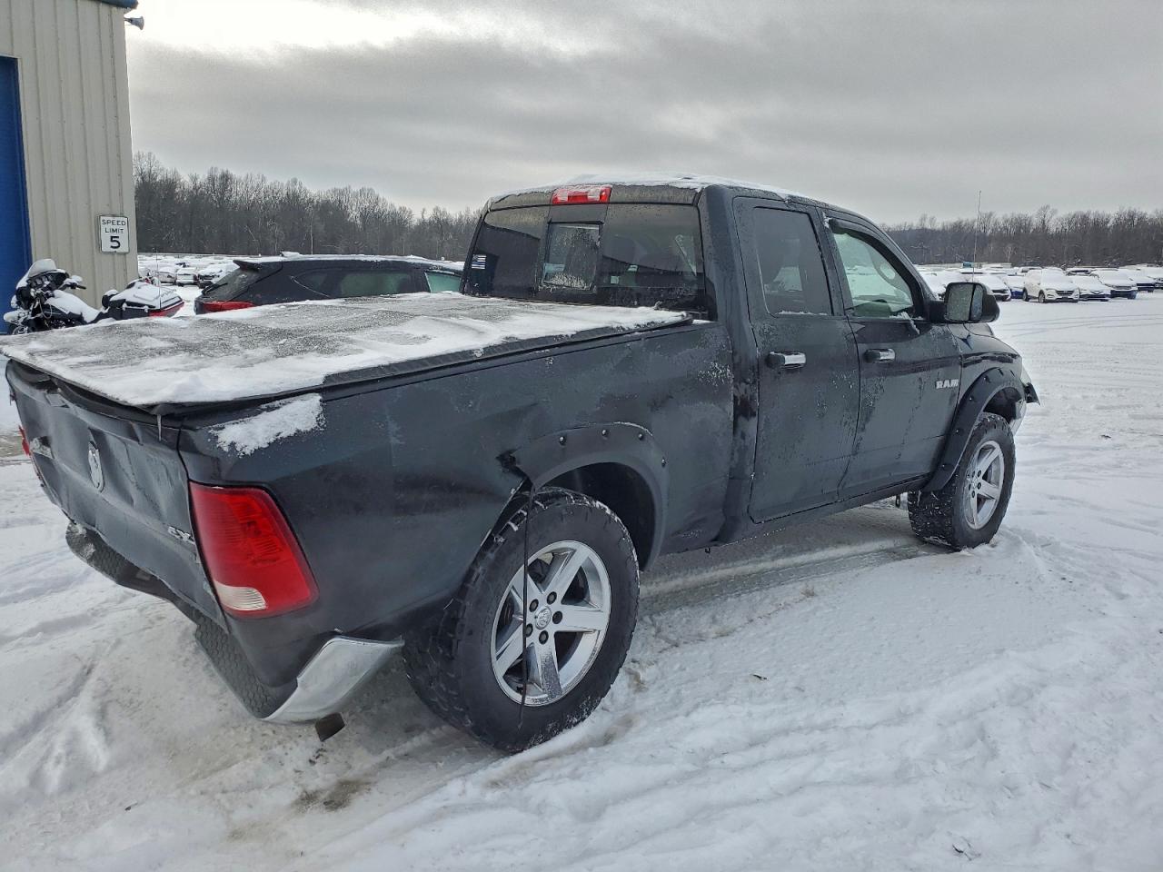 2010 DODGE RAM 1500 photo 3