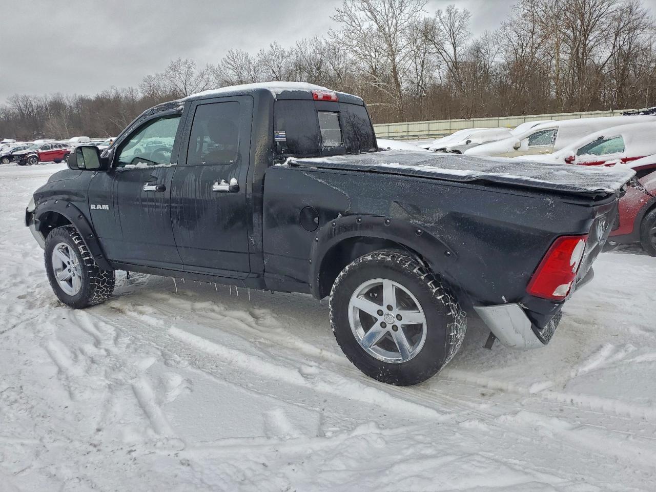 2010 DODGE RAM 1500 photo 2