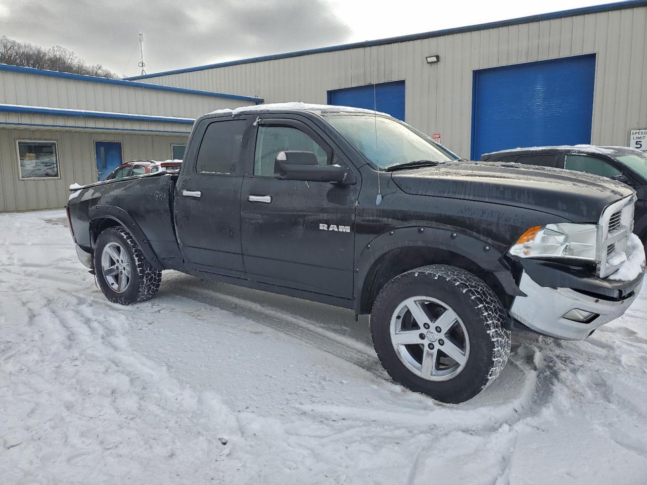 2010 DODGE RAM 1500 photo 4
