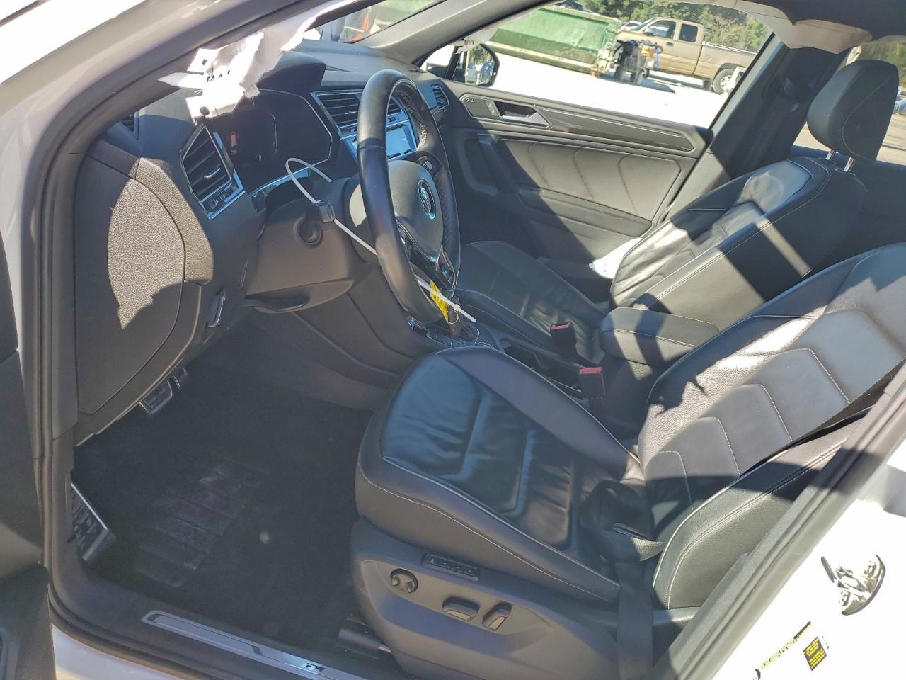 2021 VOLKSWAGEN TIGUAN SEL PREMIUM R-LINE photo 7