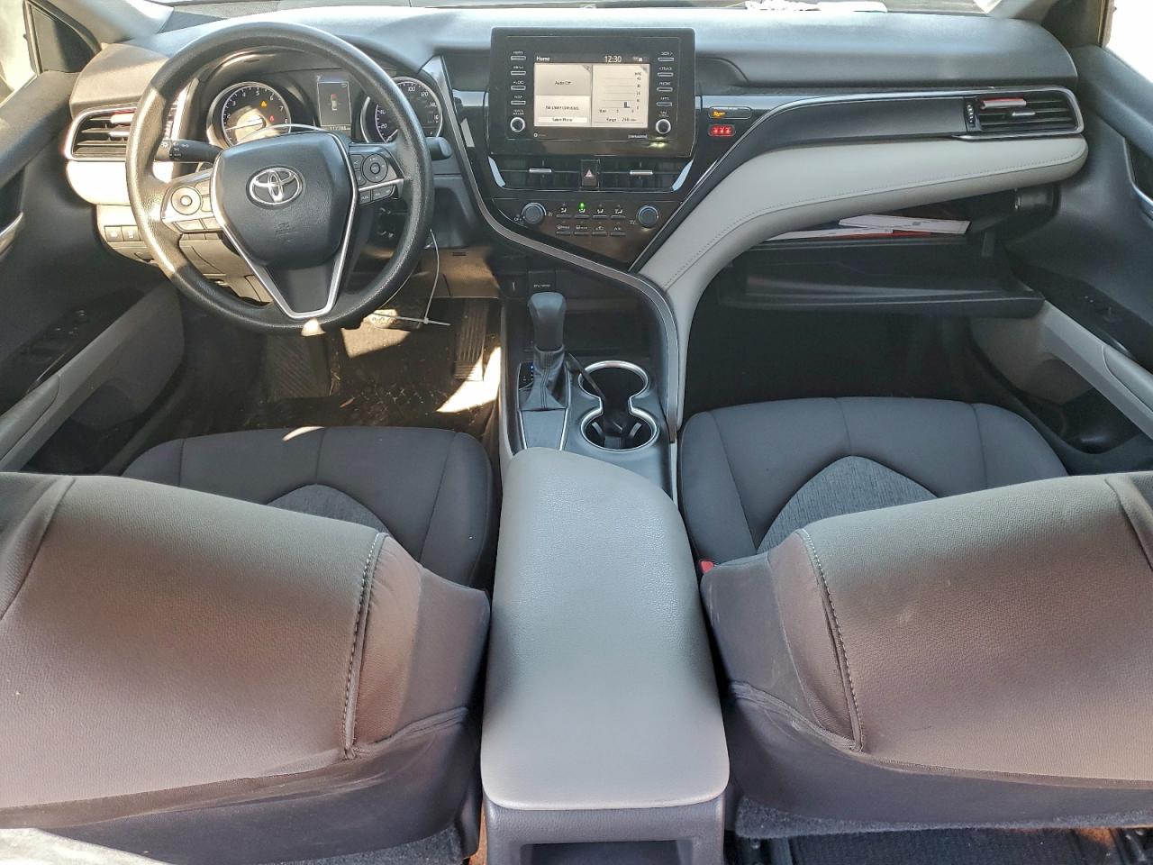 2021 TOYOTA CAMRY LE photo 8