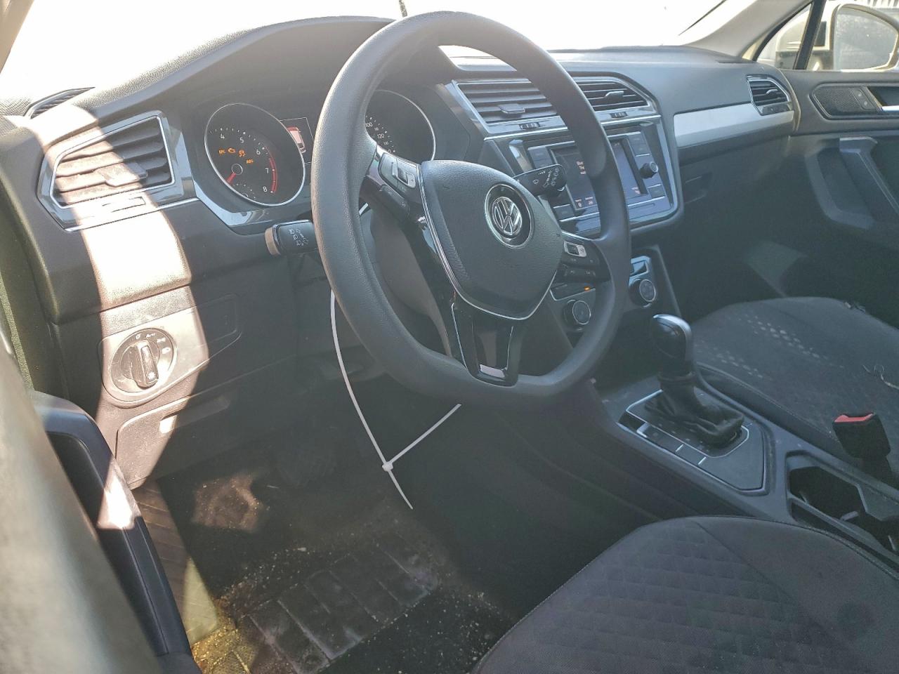 2021 VOLKSWAGEN TIGUAN S photo 8