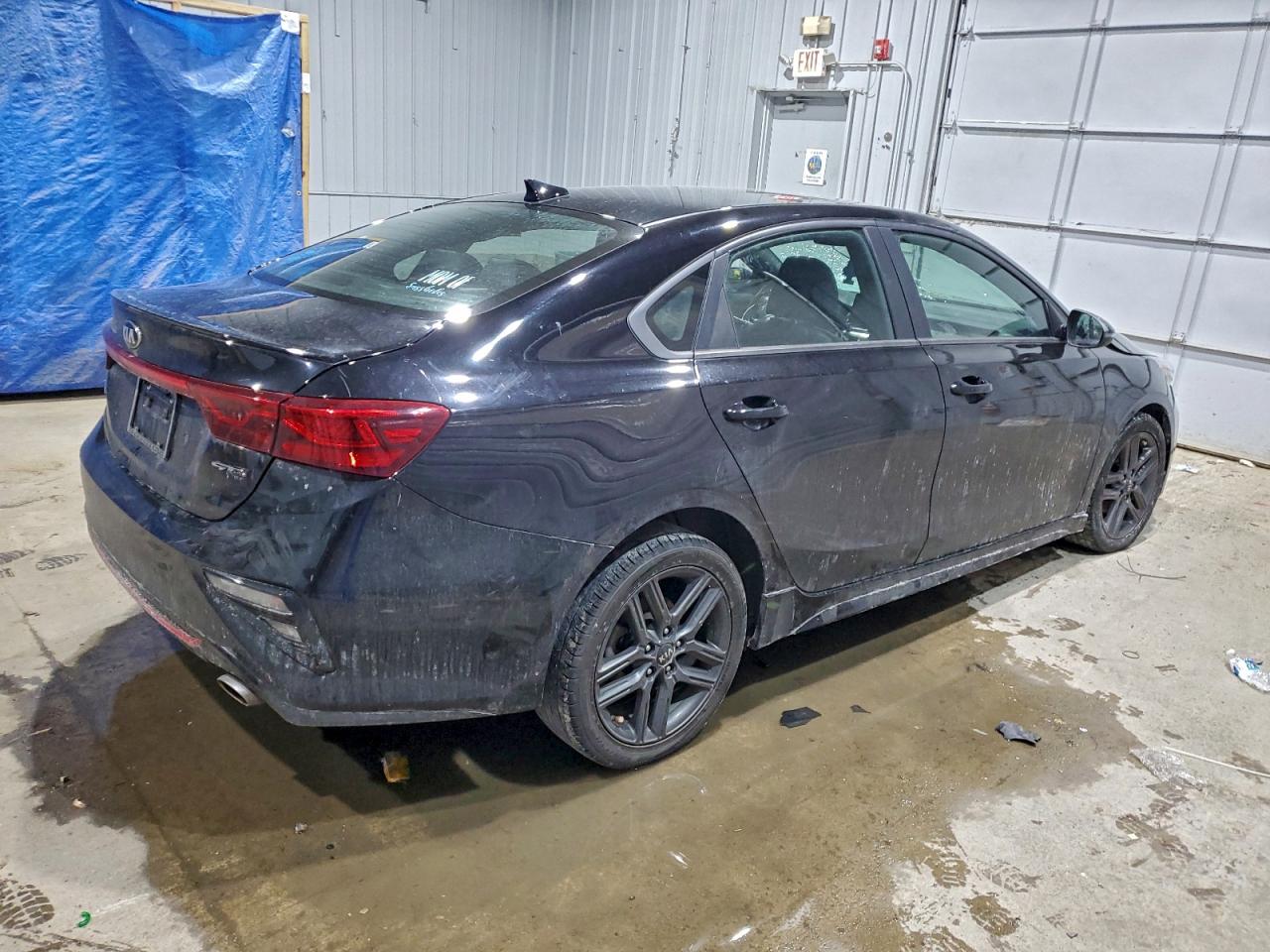2021 KIA FORTE GT LINE photo 3