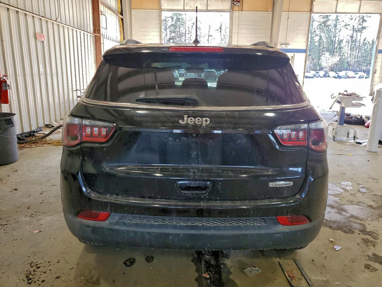 2017 JEEP COMPASS LATITUDE photo 11