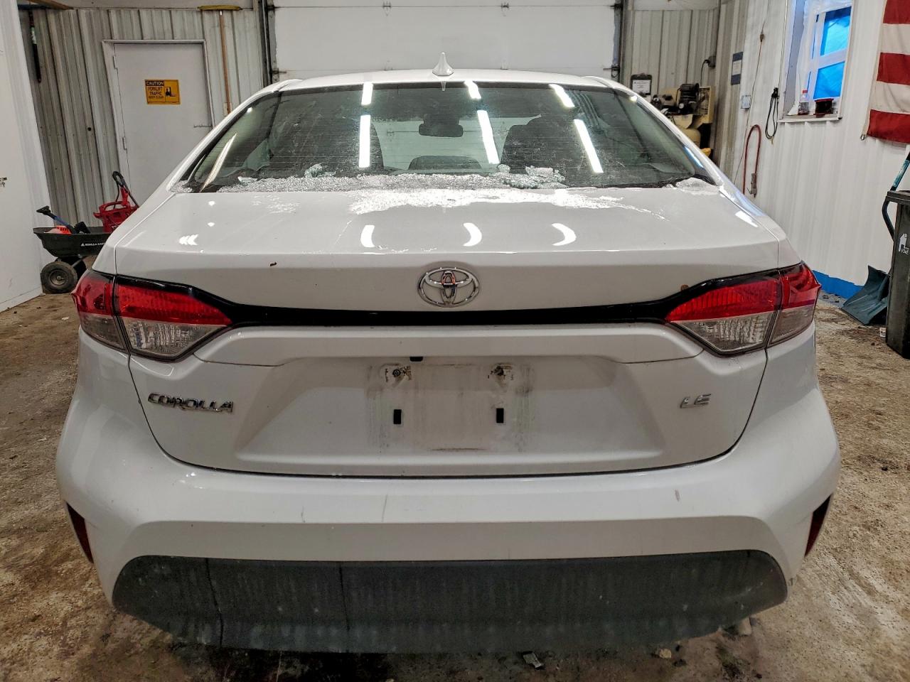 2024 TOYOTA COROLLA LE photo 6
