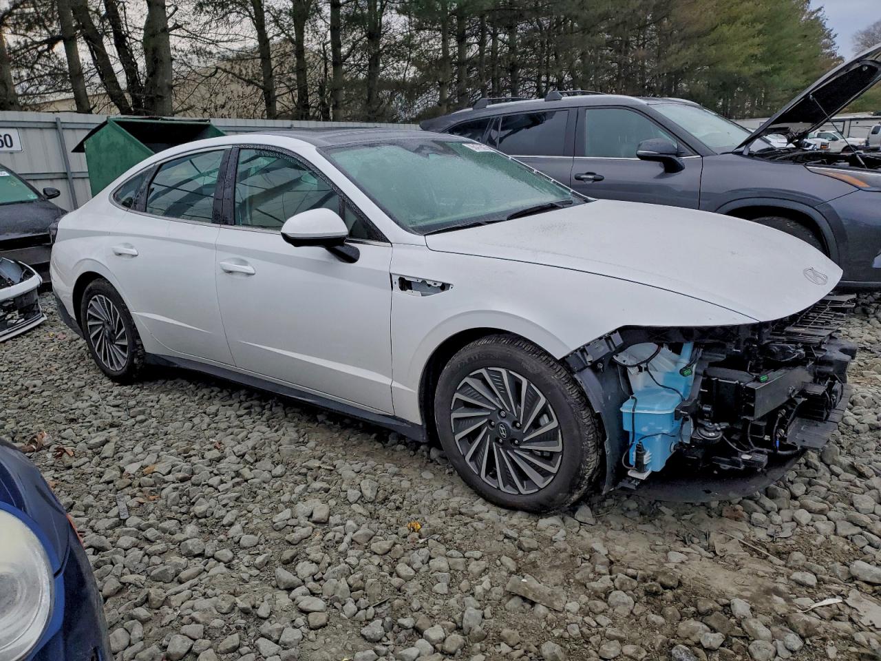 2024 HYUNDAI SONATA HYBRID photo 4