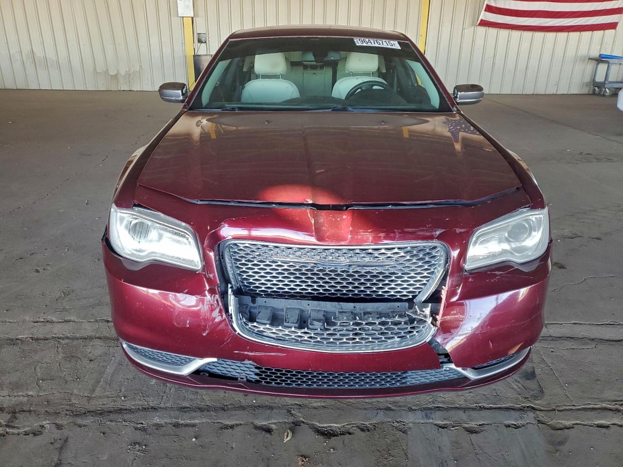 2018 CHRYSLER 300 TOURING photo 5