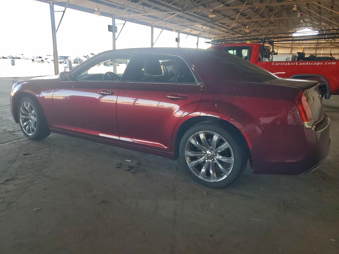 2018 CHRYSLER 300 TOURING photo 2