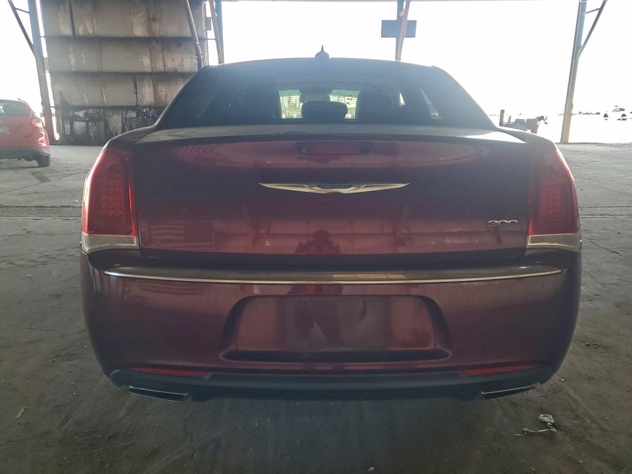 2018 CHRYSLER 300 TOURING photo 6