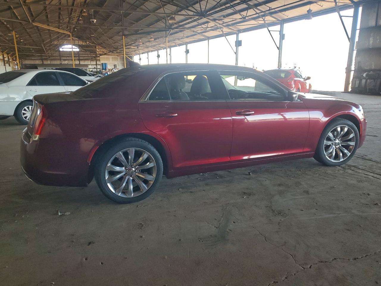2018 CHRYSLER 300 TOURING photo 3