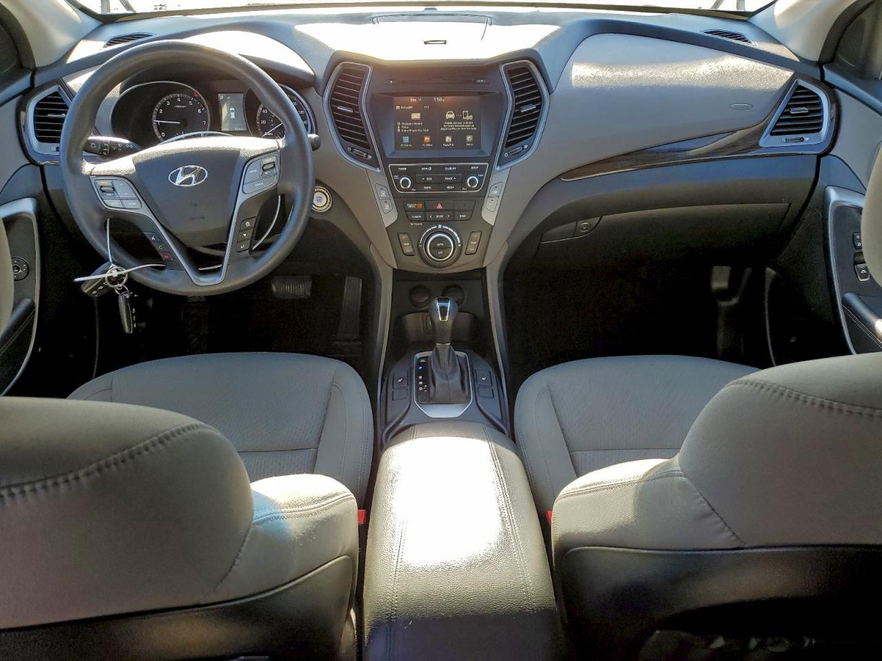 2017 HYUNDAI SANTA FE SPORT photo 8
