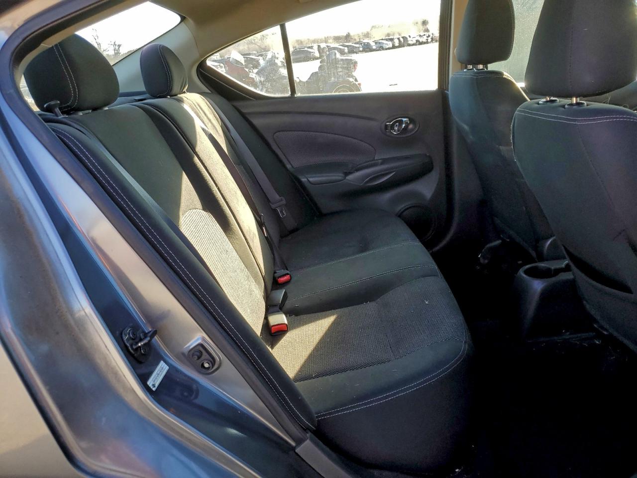 2018 NISSAN VERSA S photo 10