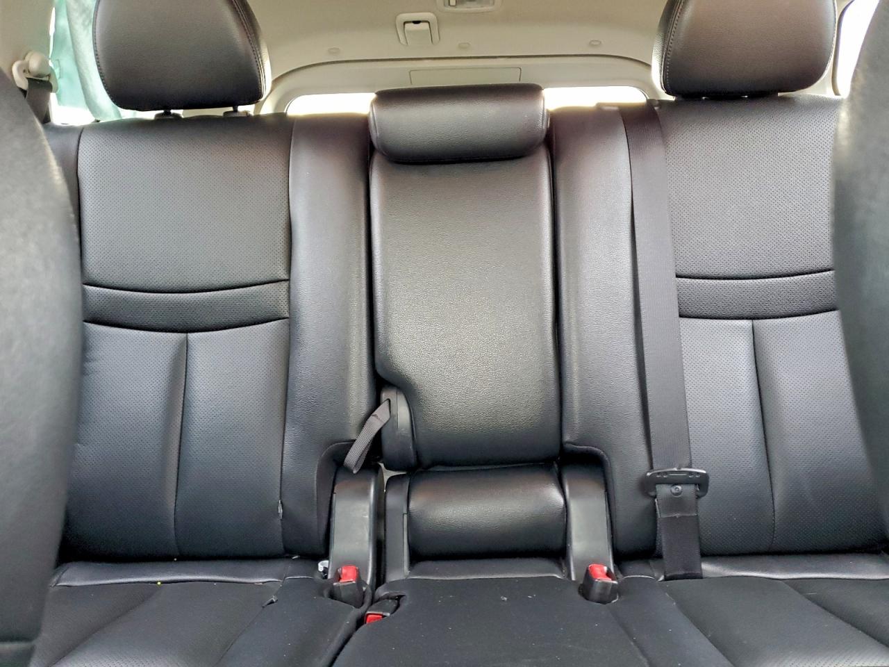 2017 NISSAN ROGUE SV photo 10