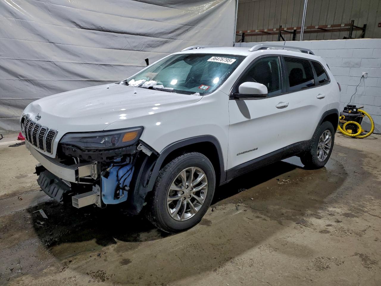 2021 JEEP CHEROKEE LATITUDE LUX — FRONT END damage — photo 1