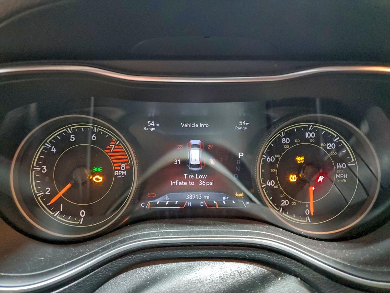2021 JEEP CHEROKEE LATITUDE LUX photo 9