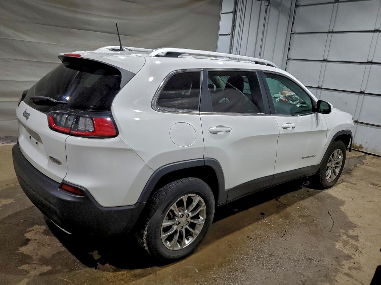 2021 JEEP CHEROKEE LATITUDE LUX photo 3