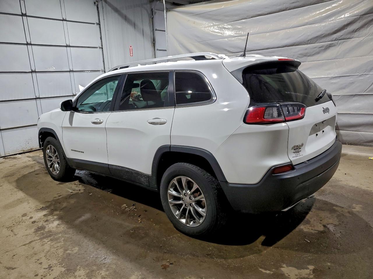 2021 JEEP CHEROKEE LATITUDE LUX photo 2