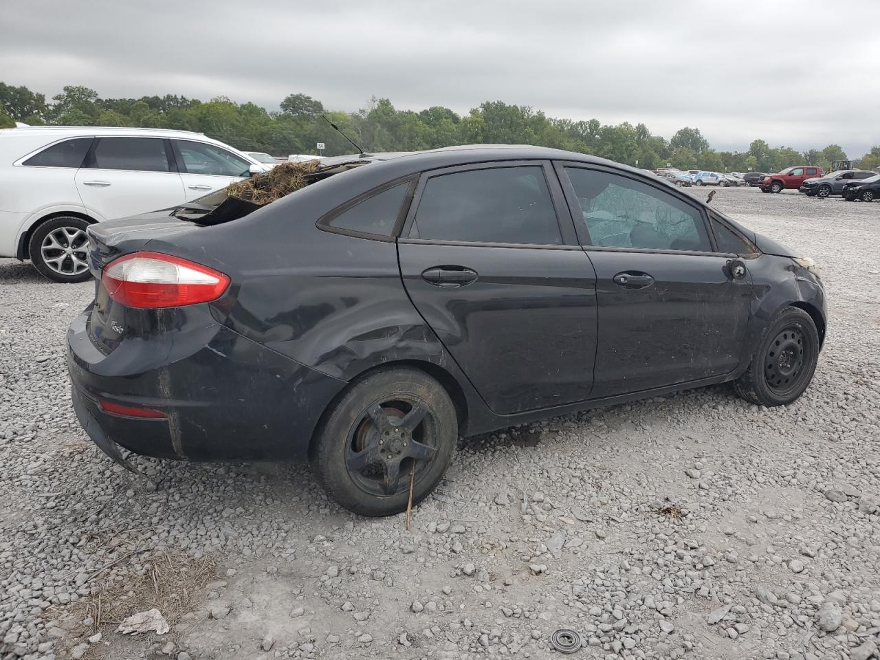 2015 FORD FIESTA S photo 15