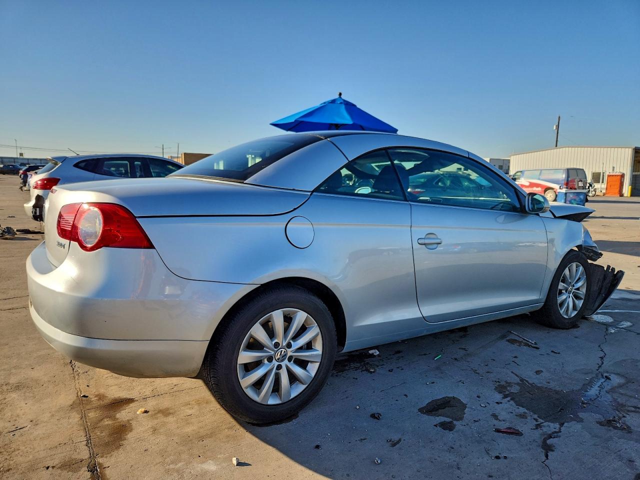 2007 VOLKSWAGEN EOS 2.0T photo 9