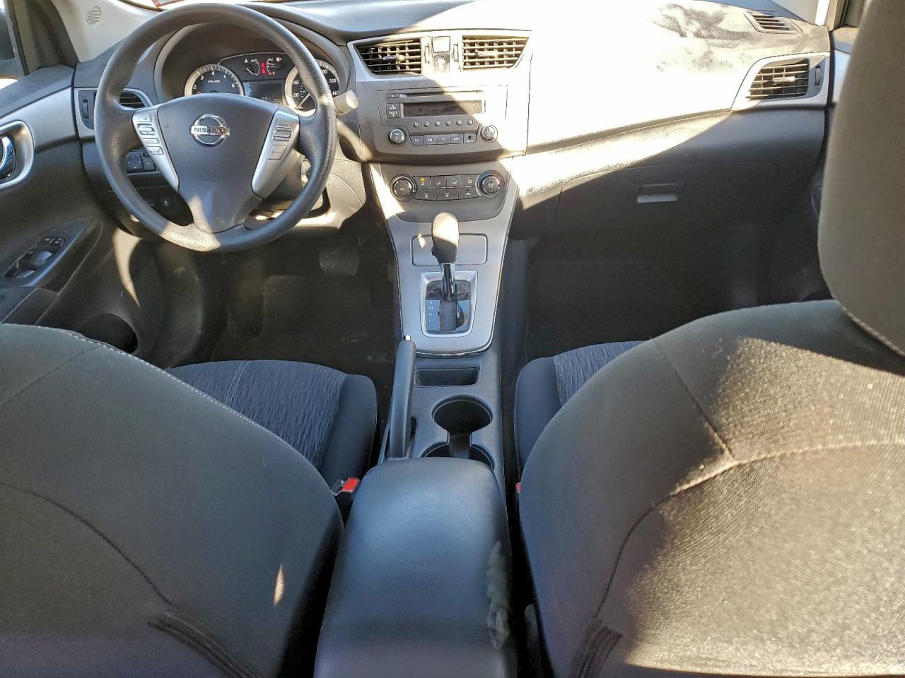 2014 NISSAN SENTRA S photo 8