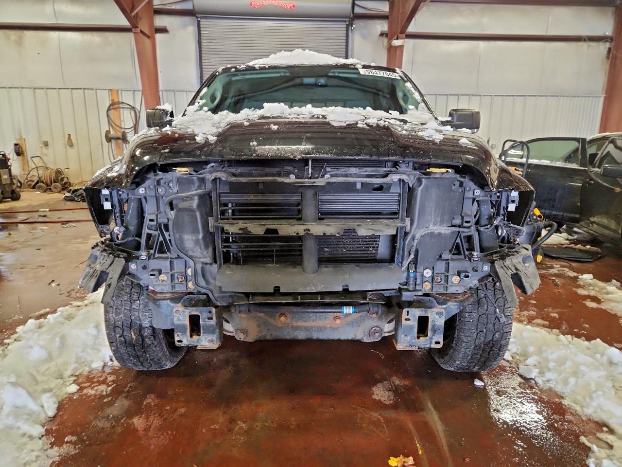 2017 RAM 1500 SLT photo 5