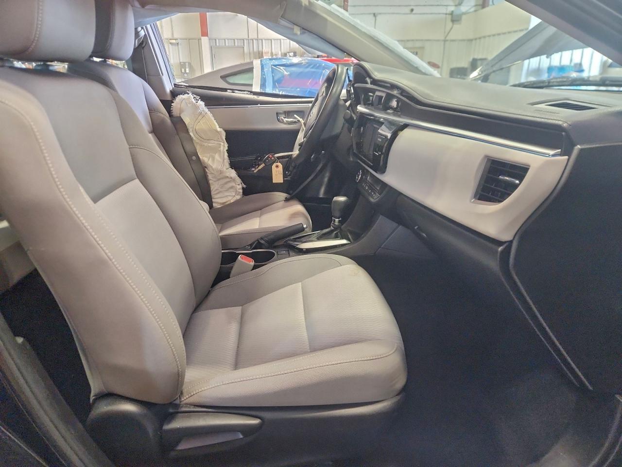 2014 TOYOTA COROLLA L photo 7