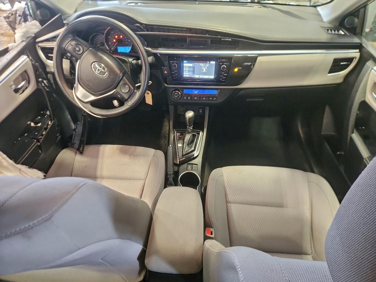 2014 TOYOTA COROLLA L photo 8