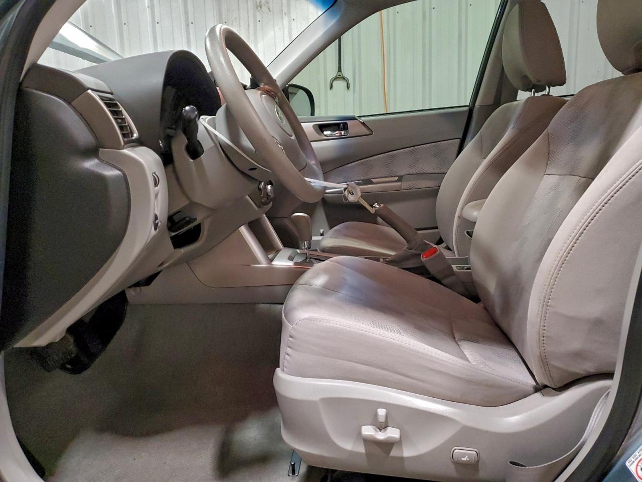 2010 SUBARU FORESTER 2.5X PREMIUM photo 7