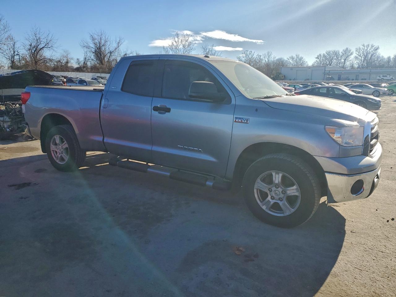 2011 TOYOTA TUNDRA DOUBLE CAB SR5 photo 4