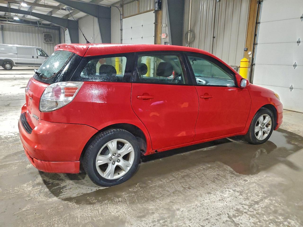 2005 TOYOTA COROLLA MATRIX XRS photo 3