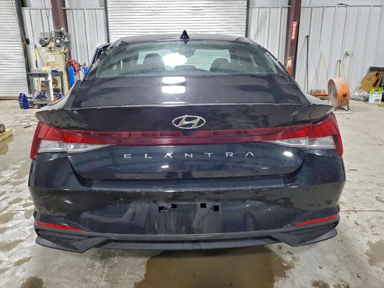 2023 HYUNDAI ELANTRA SEL photo 6