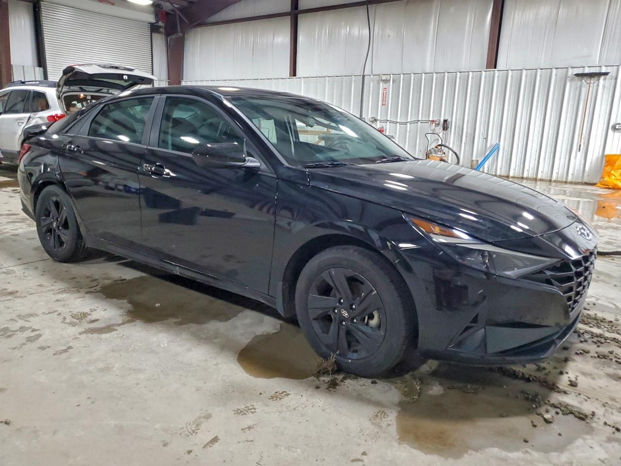 2023 HYUNDAI ELANTRA SEL photo 4