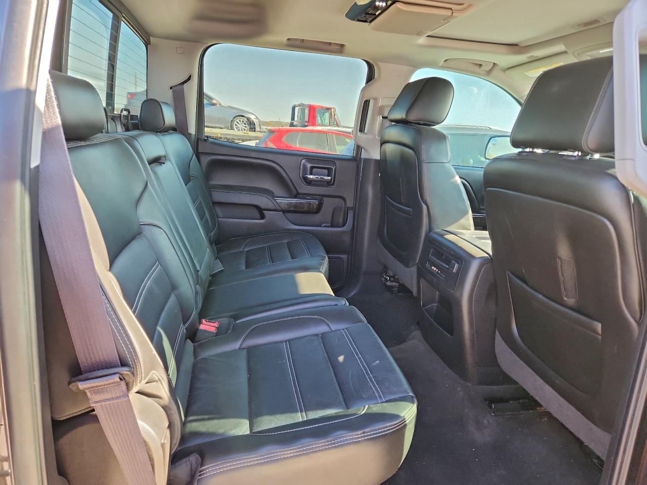2015 GMC SIERRA K1500 DENALI photo 10