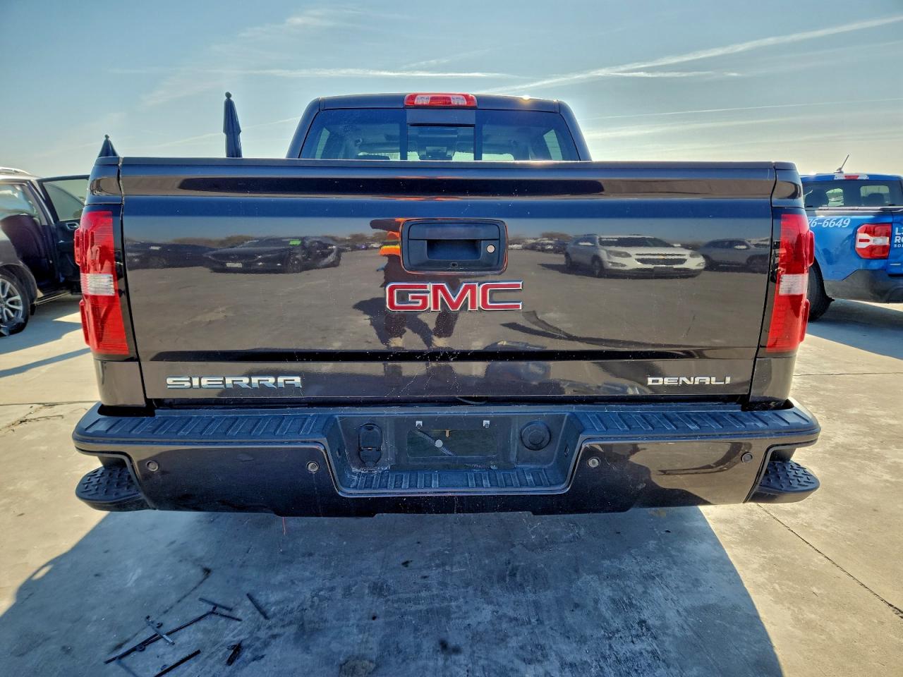 2015 GMC SIERRA K1500 DENALI photo 6