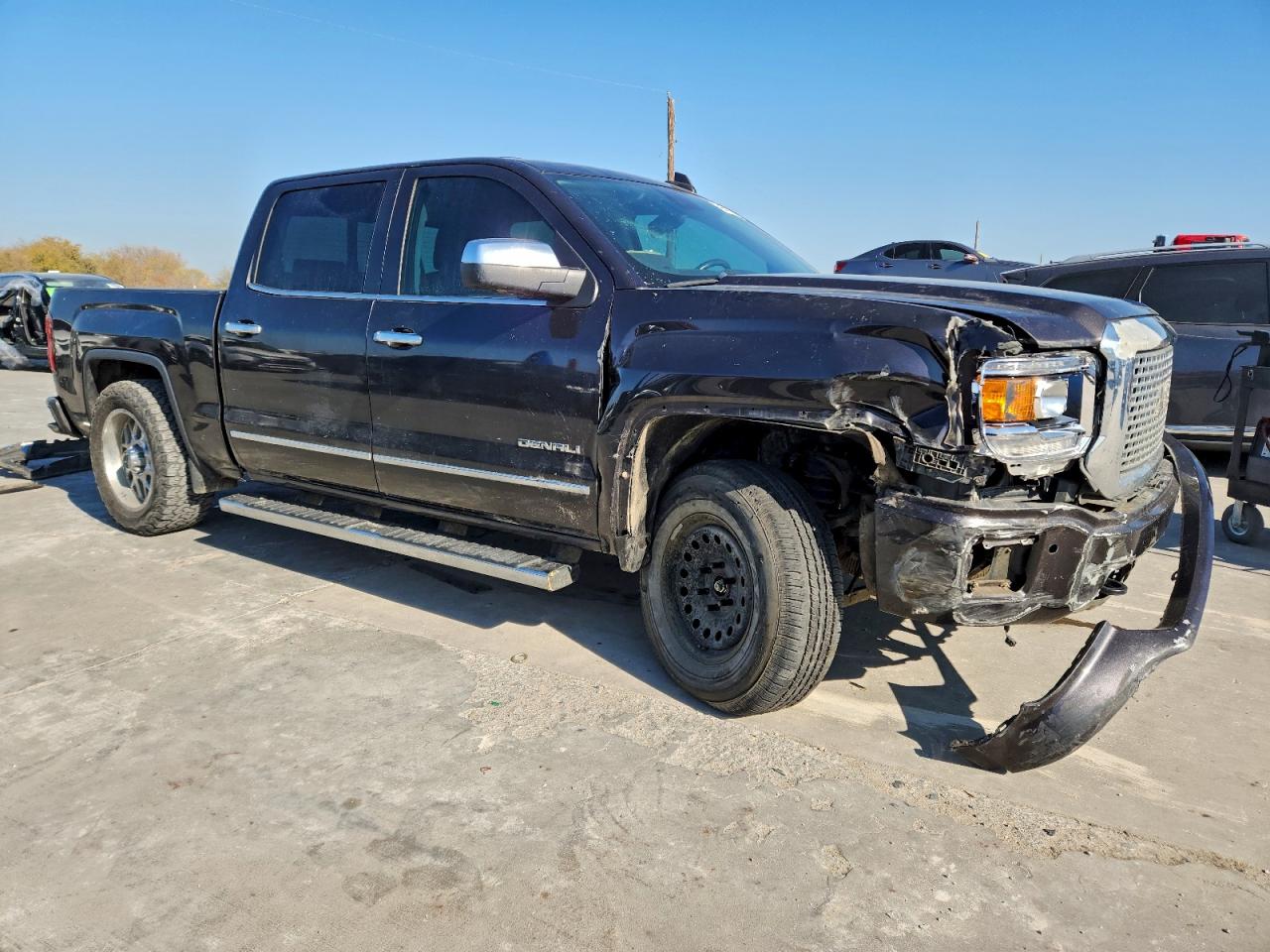 2015 GMC SIERRA K1500 DENALI photo 4