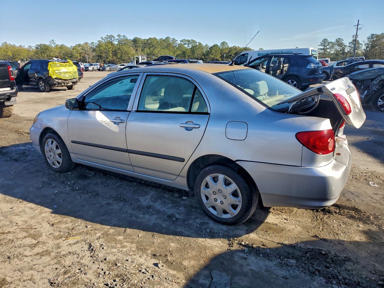 2006 TOYOTA COROLLA CE photo 2
