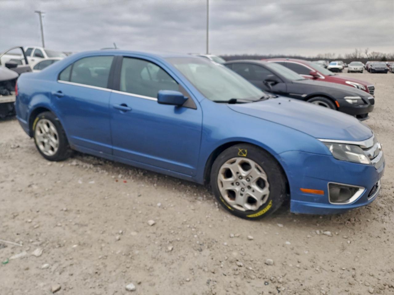 2010 FORD FUSION SE photo 4