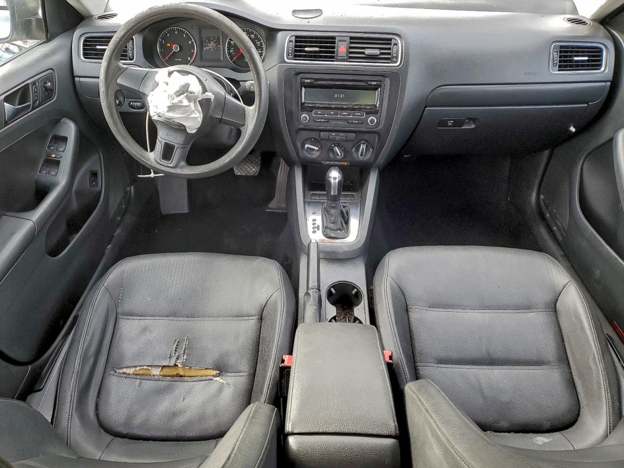 2012 VOLKSWAGEN JETTA SE photo 8