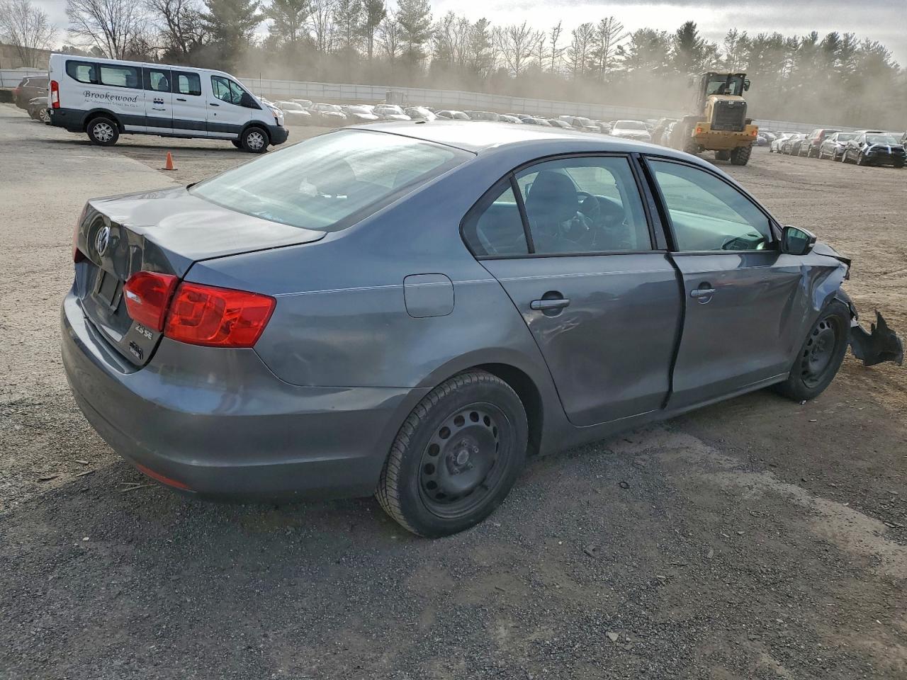 2012 VOLKSWAGEN JETTA SE photo 3