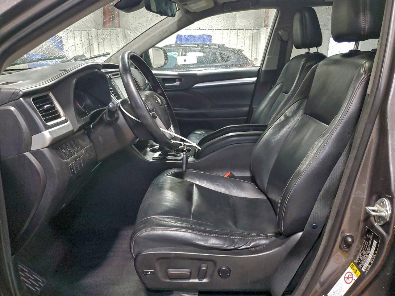 2018 TOYOTA HIGHLANDER SE photo 7