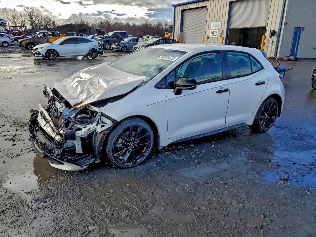 2022 TOYOTA COROLLA