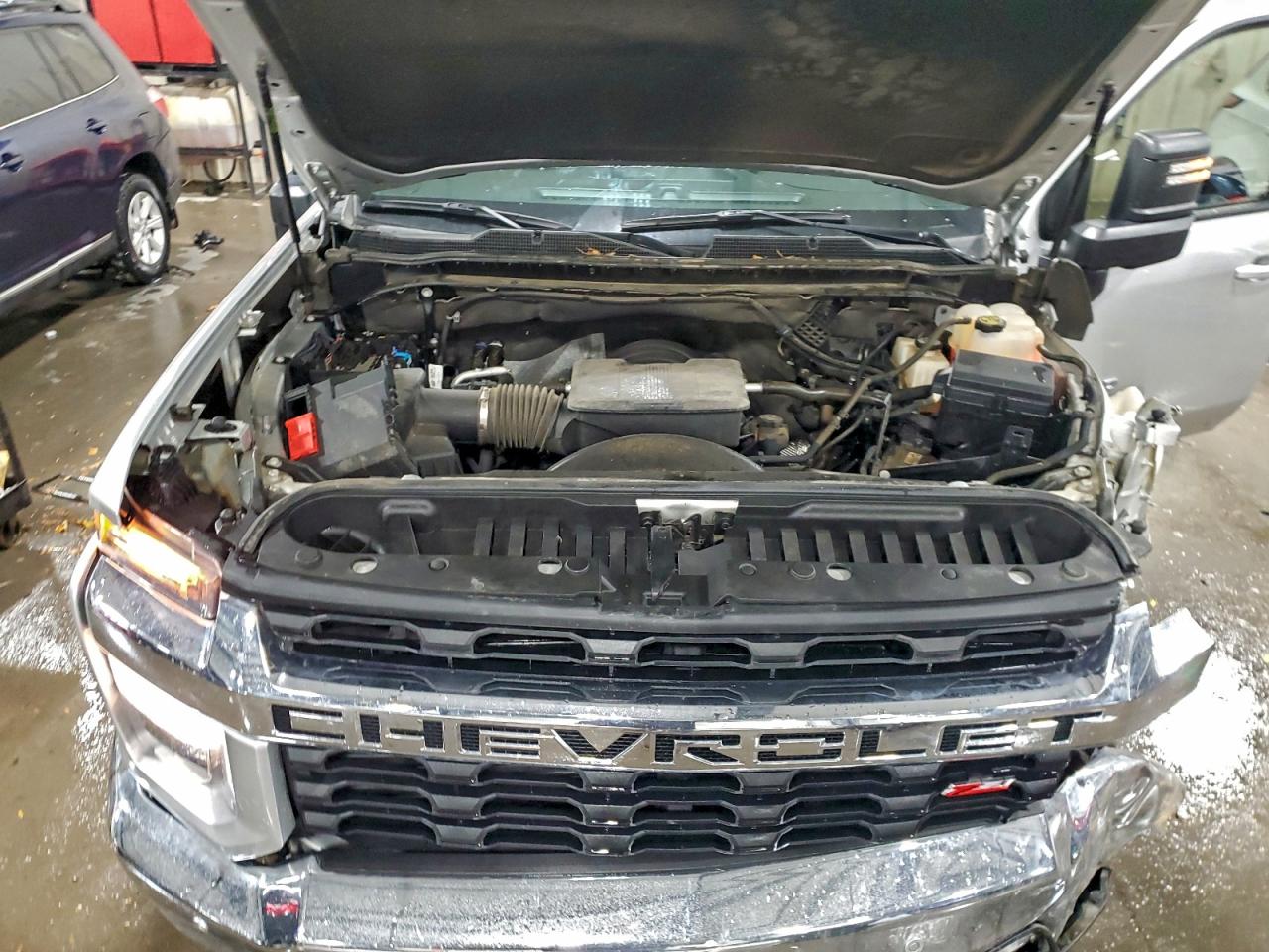 2023 CHEVROLET SILVERADO K3500 LT photo 11