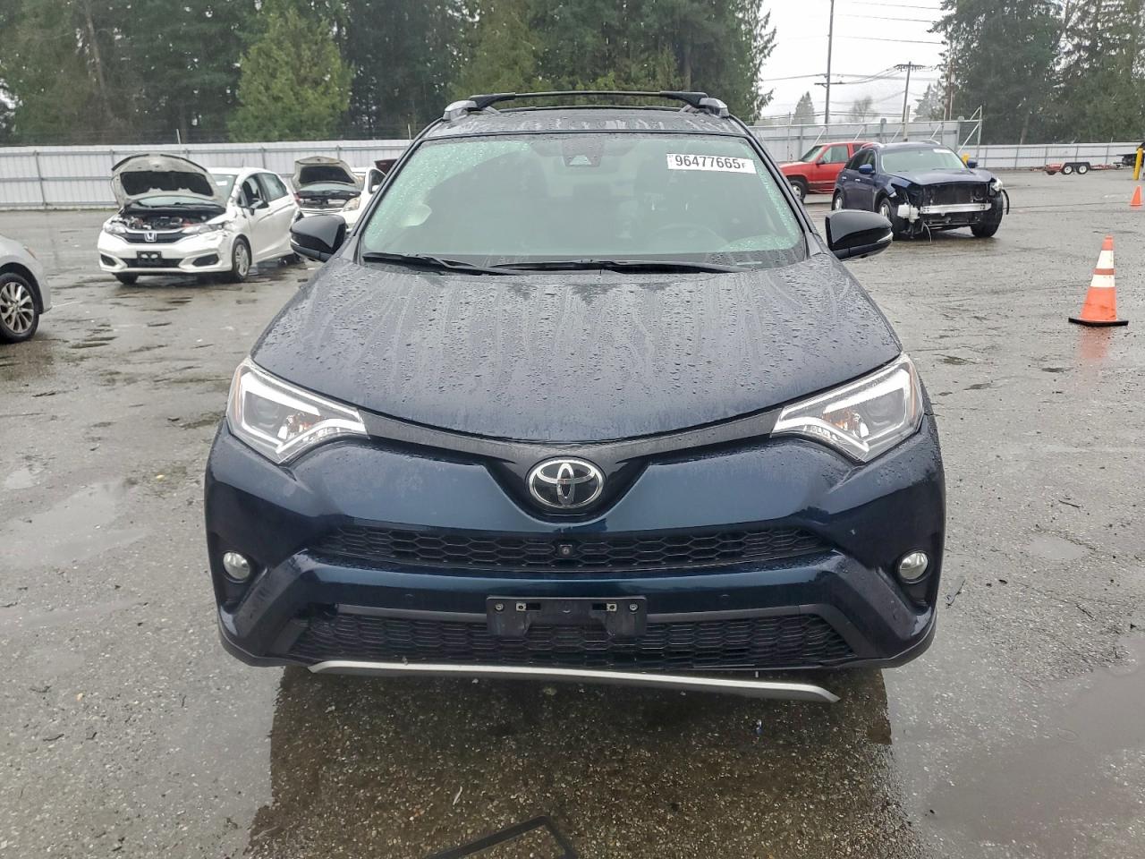 2017 TOYOTA RAV4 SE photo 5