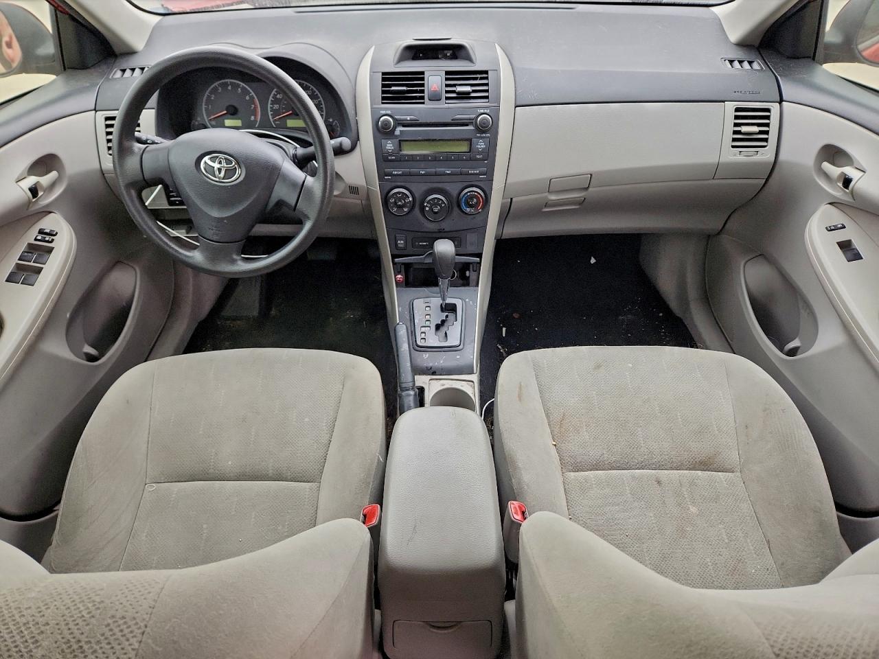 2013 TOYOTA COROLLA BASE photo 8