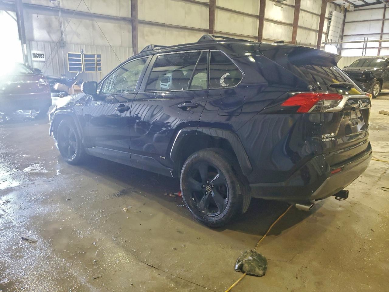 2019 TOYOTA RAV4 XSE photo 2