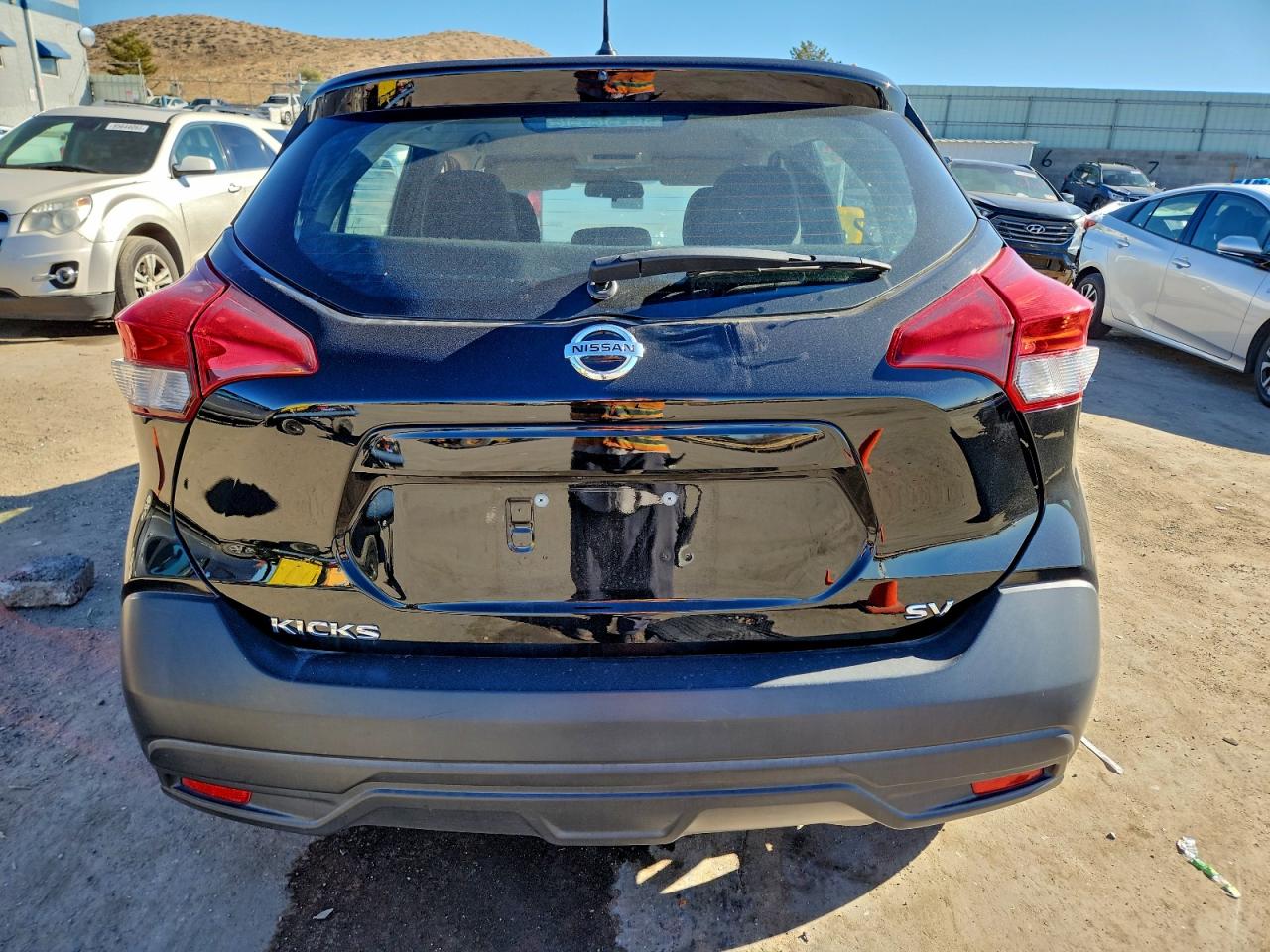 2019 NISSAN KICKS S photo 6