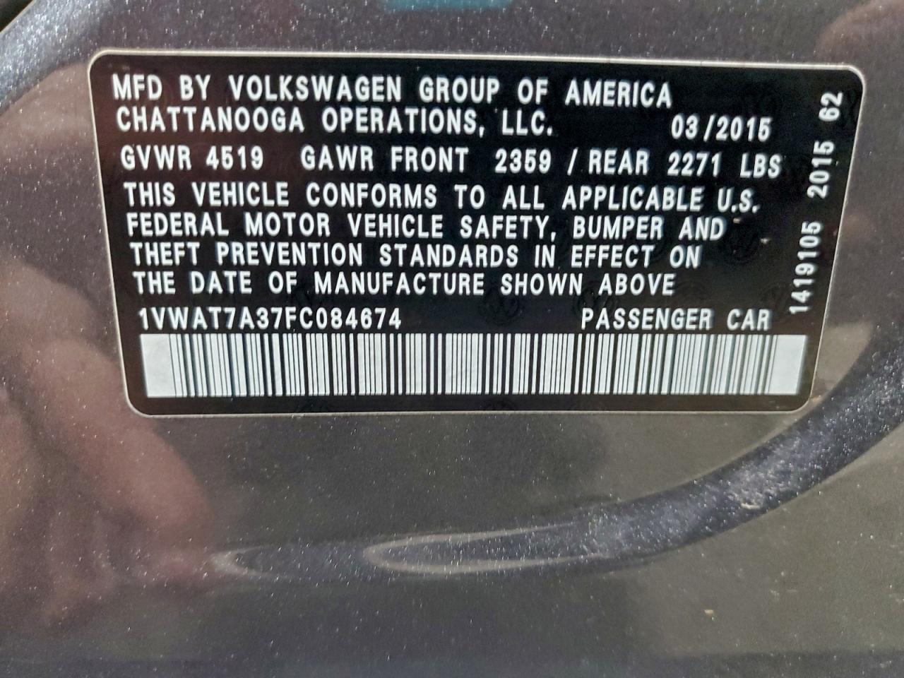 2015 VOLKSWAGEN PASSAT S photo 12