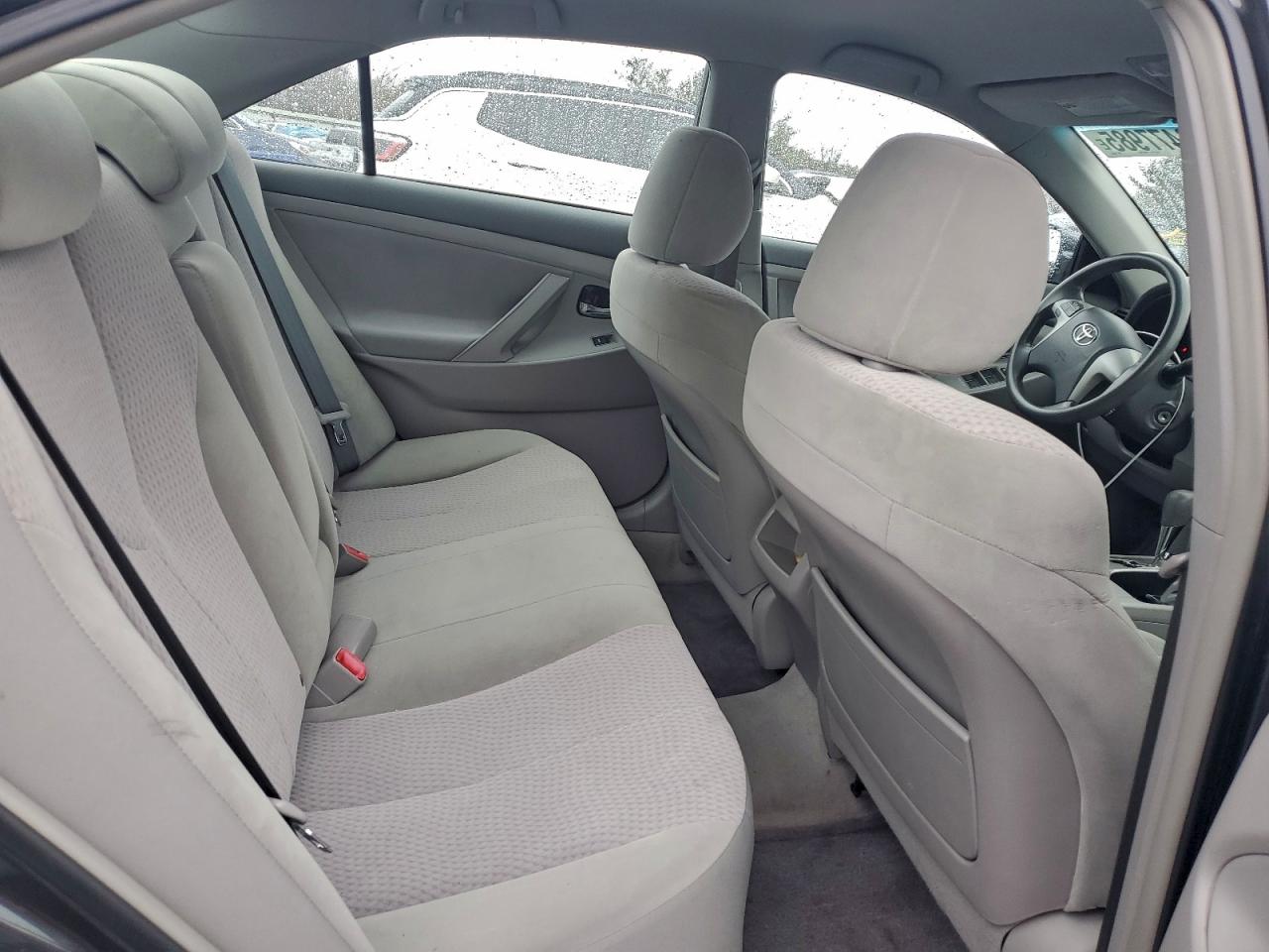 2011 TOYOTA CAMRY BASE photo 10