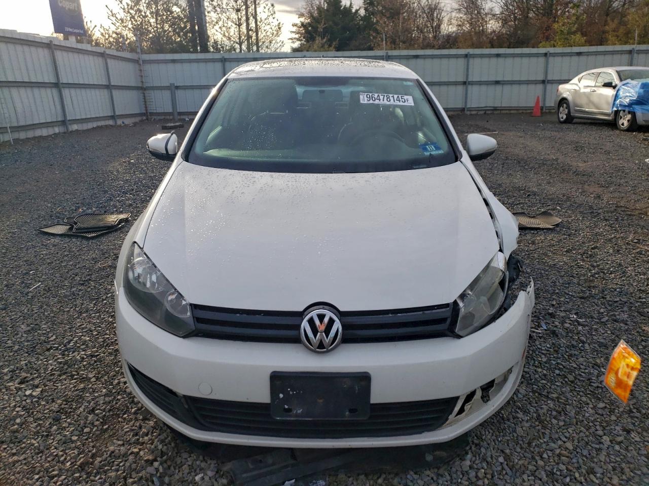 2012 VOLKSWAGEN GOLF photo 5