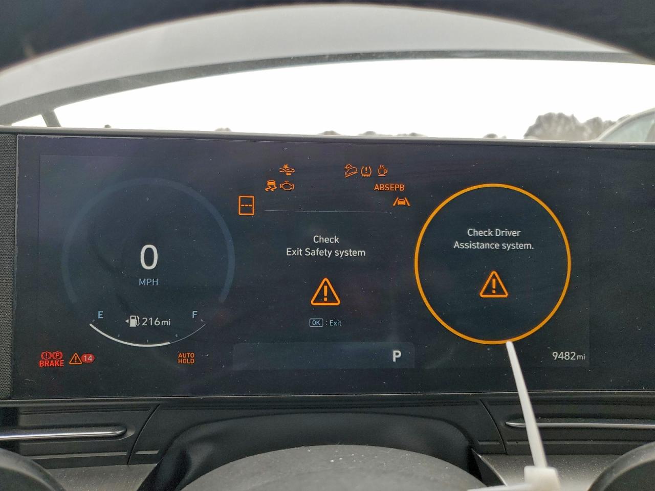 2024 HYUNDAI KONA LIMITED photo 9